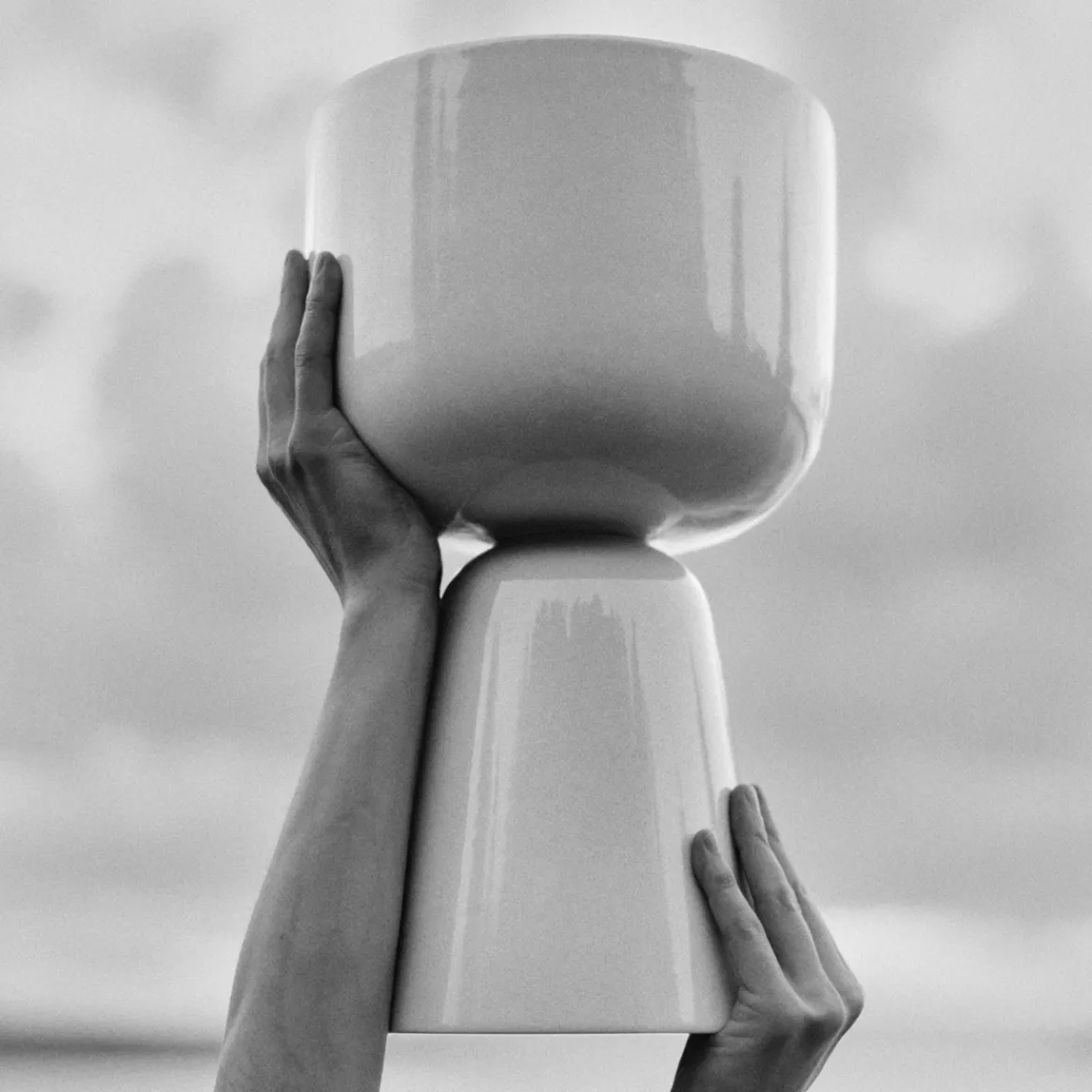 IITTALA Ruukku jalallinen L Valkoinen Hot